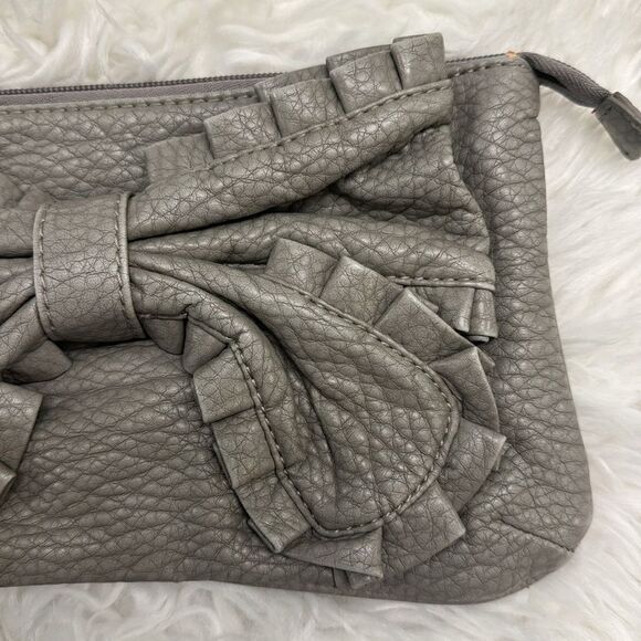 Vintage Red by Marc Ecko Gray Bow Clutch - Picture 3 of 10